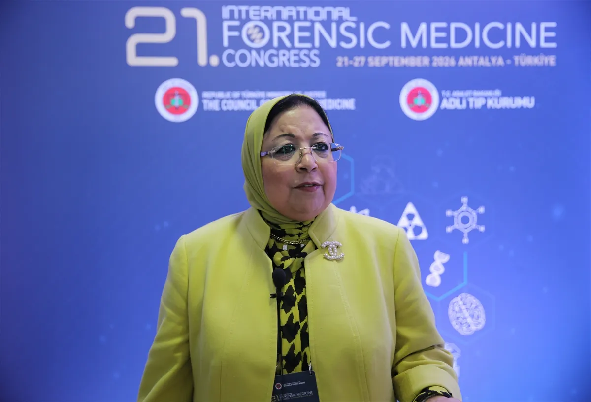 Adli tıp uzmanları Adli Tıp Günleri’nde ülkelerindeki çalışmaları anlattı Adli tıp uzmanları Adli Tıp Günleri’nde ülkelerindeki çalışmaları anlattı