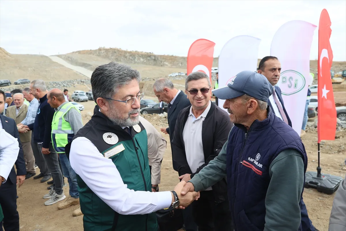 Bakan Yumaklı 2028’de tamamlanması hedeflenen Edirne Çömlekköy Barajı’nda incelemede bulundu