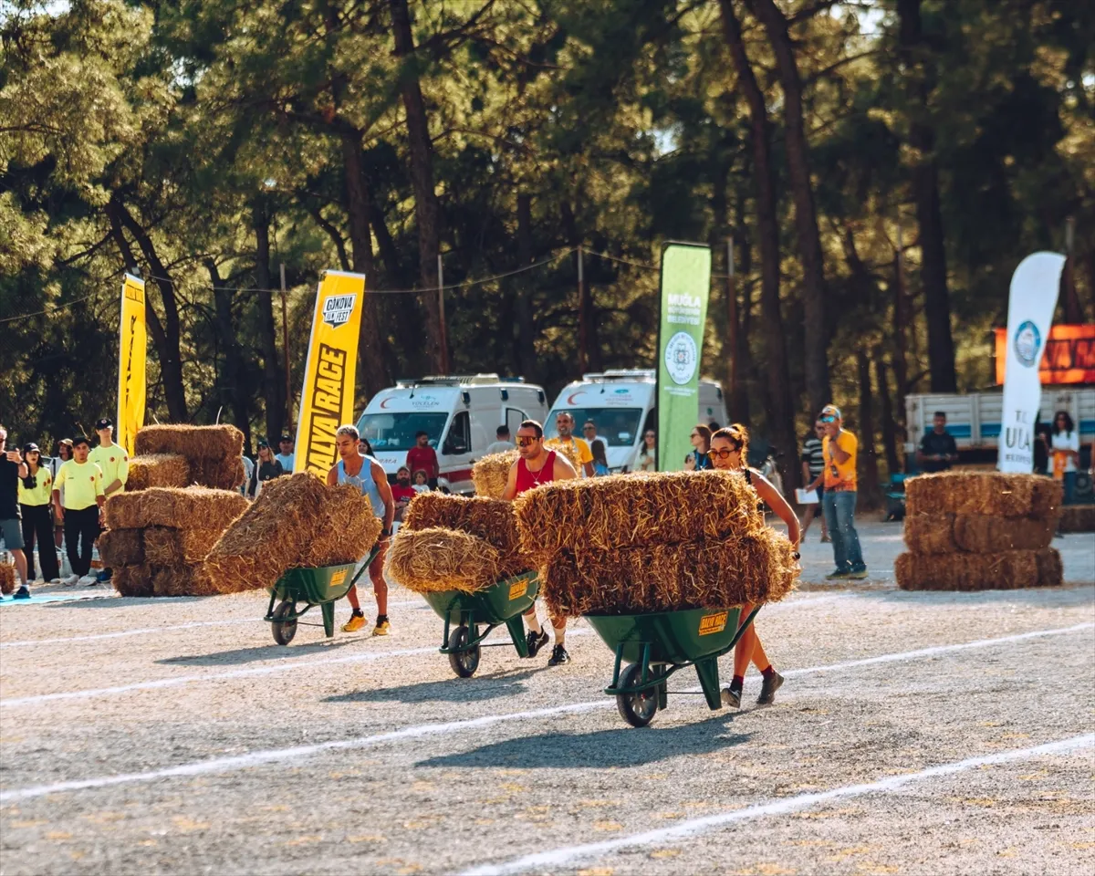 Balya Race’te sporcular köy yaşamından esinlenilerek hazırlanan 5 etapta kıyasıya mücadele etti