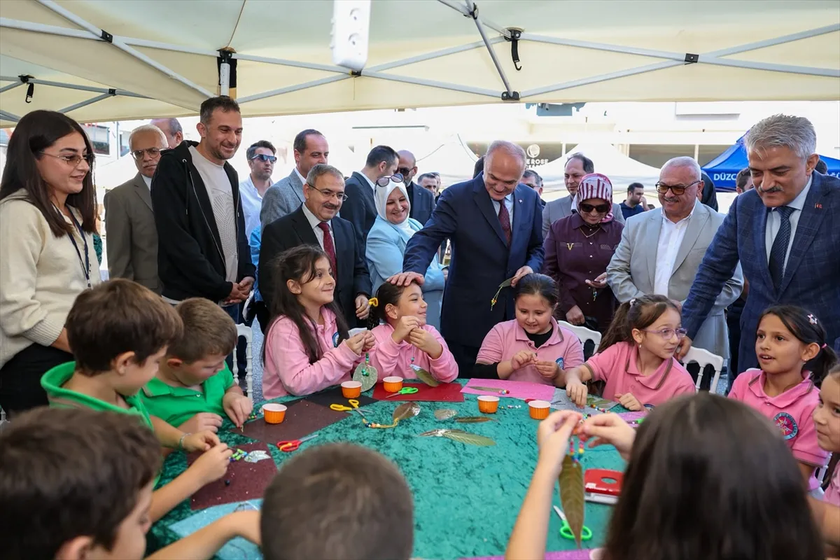 Düzce’de bilim meraklıları şenlikte buluştu