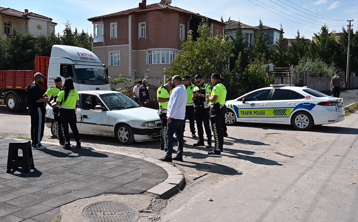 Kırıkkale’de iki otomobil çarpıştı, 4 kişi yaralandı
