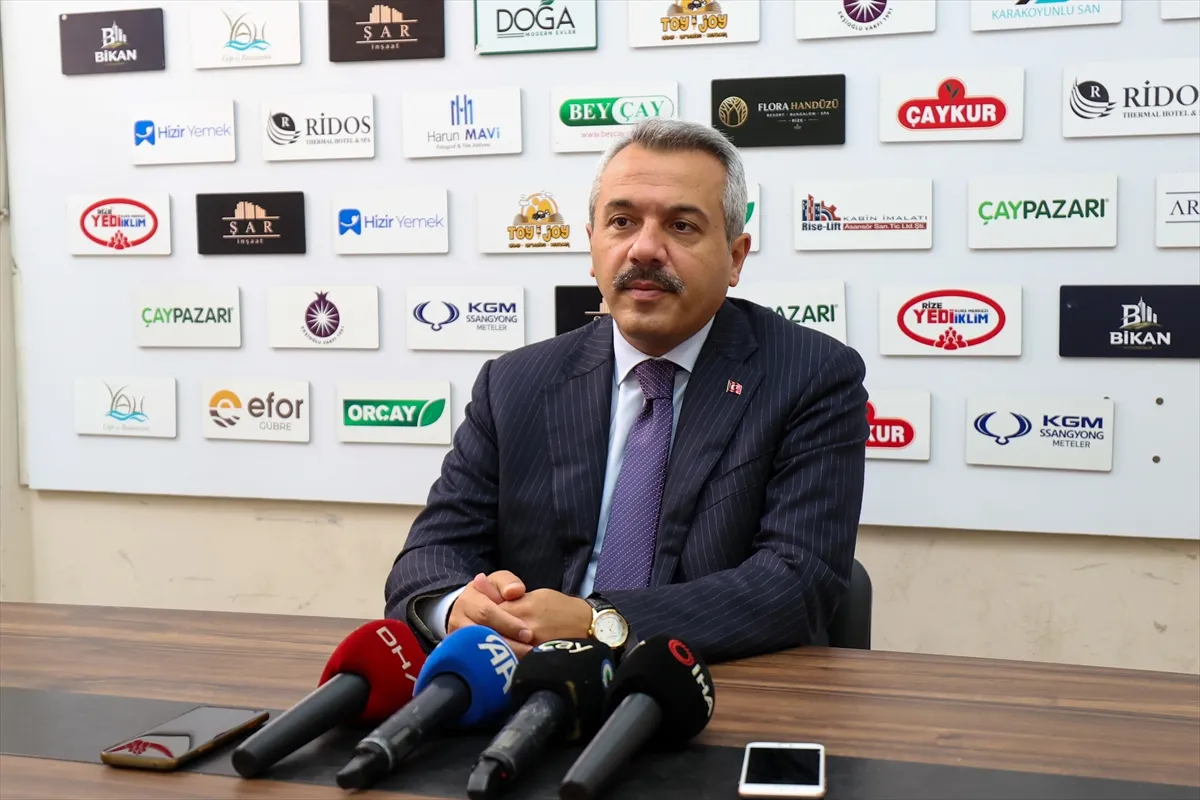 Rize’deki heyelanlarla ilgili teknik ekiplerce rapor hazırlanacak Rize’deki heyelanlarla ilgili teknik ekiplerce rapor hazırlanacak