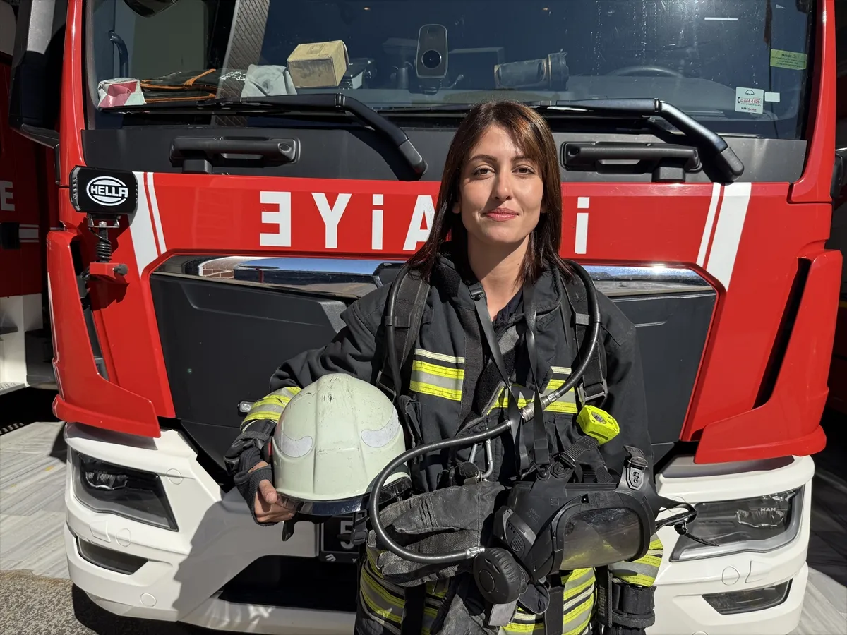 Tekirdağ’da itfaiyeci Elif Yazıcı zorlu görevlerde çalışıyor