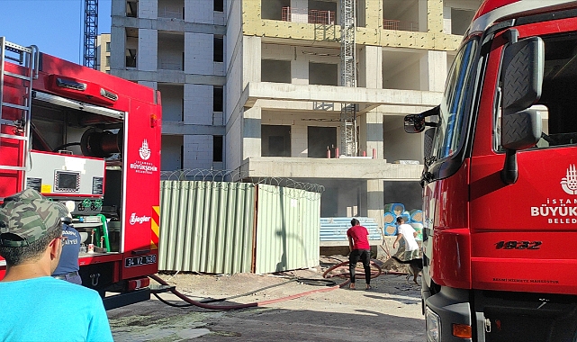 Kartal’da inşaat halindeki iş merkezinde çıkan yangın söndürüldü Kartal’da inşaat halindeki iş merkezinde çıkan yangın söndürüldü