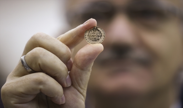 Reşat altın 104 yıl sonra yeniden basıldı