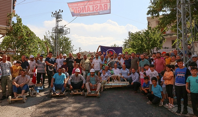 Adana Pozantı’da el yapımı tahta araçlar yarıştı Adana Pozantı’da el yapımı tahta araçlar yarıştı