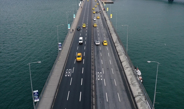 Atatürk Köprüsü bakım nedeniyle bu gece trafiğe kapatılacak Atatürk Köprüsü bakım nedeniyle bu gece trafiğe kapatılacak
