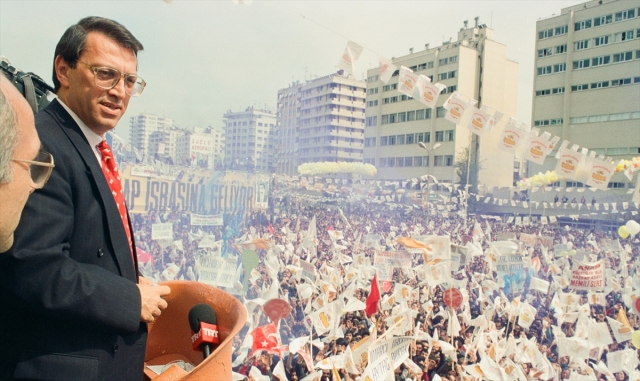 Eski başbakanlardan Mesut Yılmaz’ın vefatının ikinci yılı Eski başbakanlardan Mesut Yılmaz’ın vefatının ikinci yılı