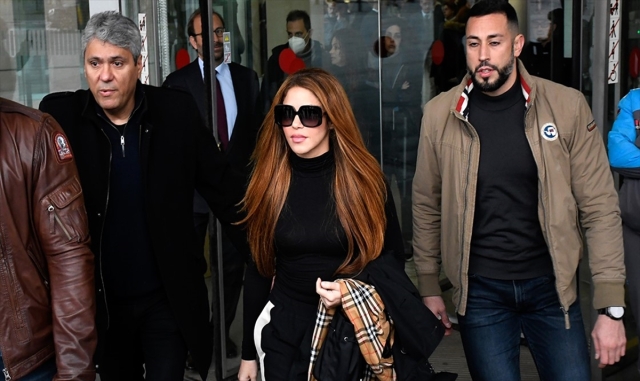 Şarkıcı Shakira ve eski futbolcu Pique çocuklarının velayeti için anlaştı Şarkıcı Shakira ve eski futbolcu Pique çocuklarının velayeti için anlaştı