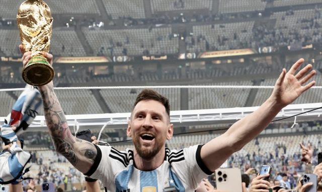 Spor dünyasında dünyaca ünlü isimlerden Messi’ye tebrik mesajı Spor dünyasında dünyaca ünlü isimlerden Messi’ye tebrik mesajı