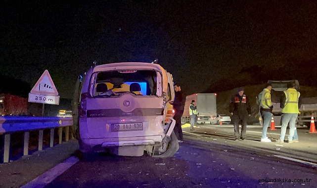 Sarıyer’de trafik kazası: 1 ölü, 2 yaralı Sarıyer’de trafik kazası: 1 ölü, 2 yaralı