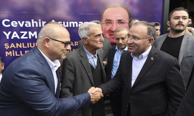 Adalet Bakanı Bozdağ, Şanlıurfa’da partisinin Seçim İrtibat Bürosu’nun açılışında konuştu: Adalet Bakanı Bozdağ, Şanlıurfa’da partisinin Seçim İrtibat Bürosu’nun açılışında konuştu: