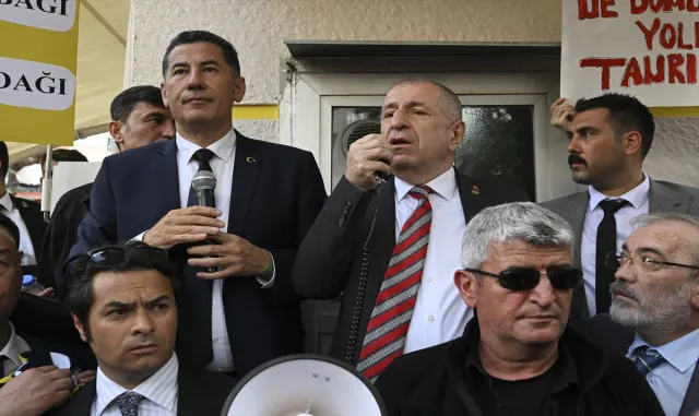 Ata İttifakı’nın cumhurbaşkanı adayı Oğan, Bahçelievler’de halka seslendi: Ata İttifakı’nın cumhurbaşkanı adayı Oğan, Bahçelievler’de halka seslendi: