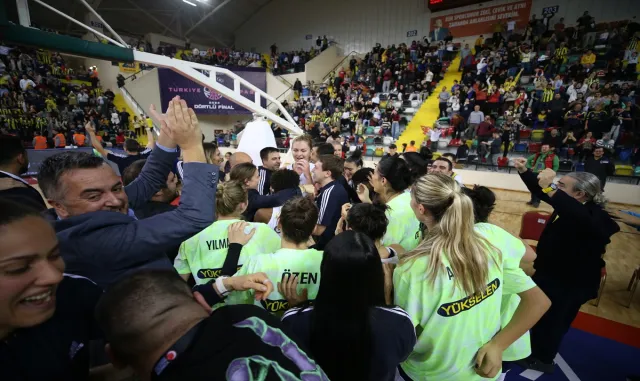Basketbol: ING Kadınlar Türkiye Kupası Basketbol: ING Kadınlar Türkiye Kupası