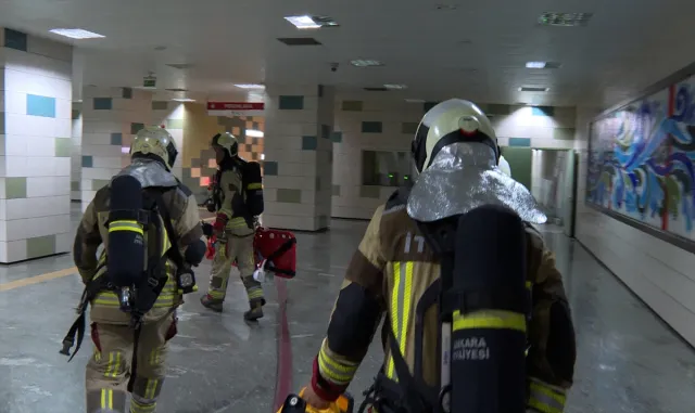 Ankara metrosunda yangın ve yolcu kurtarma tatbikatı