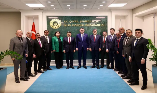 Çevre, Şehircilik ve İklim Değişikliği Bakanlığından Kırşehir’e hibe ve ekipman desteği Çevre, Şehircilik ve İklim Değişikliği Bakanlığından Kırşehir’e hibe ve ekipman desteği