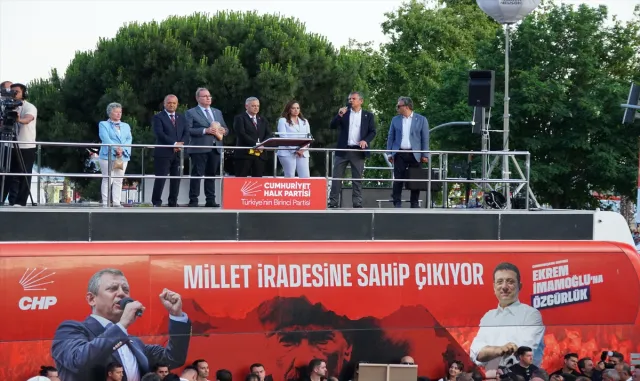 Gaziosmanpaşa’da marketten et ve mangal hırsızlığı güvenlik kamerasında Gaziosmanpaşa’da marketten et ve mangal hırsızlığı güvenlik kamerasında
