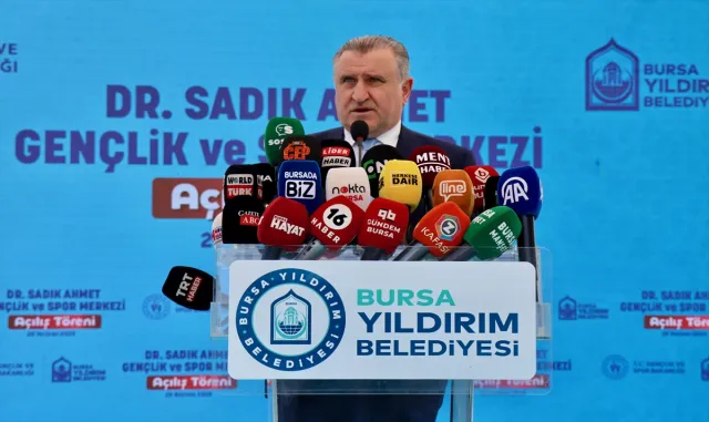 Gençlik ve Spor Bakanı Bak, Bursa’da gençlik ve spor merkezi açılışında konuştu: Gençlik ve Spor Bakanı Bak, Bursa’da gençlik ve spor merkezi açılışında konuştu: