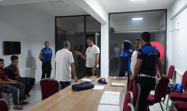 Niğde’de dilencilere yönelik denetim yapıldı Niğde’de dilencilere yönelik denetim yapıldı