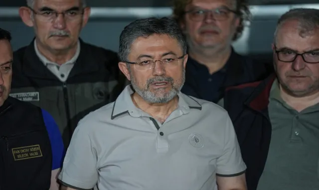Tarım ve Orman Bakanı Yumaklı, Bilecik’te orman yangınlarıyla ilgili son durumu paylaştı: Tarım ve Orman Bakanı Yumaklı, Bilecik’te orman yangınlarıyla ilgili son durumu paylaştı: