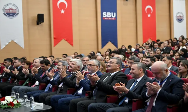DÜZELTME - Bakan Işıkhan, Uluslararası Sosyal Bilimler, İş Sağlığı ve Güvenliği Kongresi’nde konuştu: başlıklı haberimizin 2. ve 20. paragrafında yer alan Sosyal Bilimler Üniversitesi ifadesi Sağlık Bilimleri Üniversitesi olarak düzeltilmiş DÜZELTME - Bakan Işıkhan, Uluslararası Sosyal Bilimler, İş Sağlığı ve Güvenliği Kongresi’nde konuştu: başlıklı haberimizin 2. ve 20. paragrafında yer alan Sosyal Bilimler Üniversitesi ifadesi Sağlık Bilimleri Üniversitesi olarak düzeltilmiş