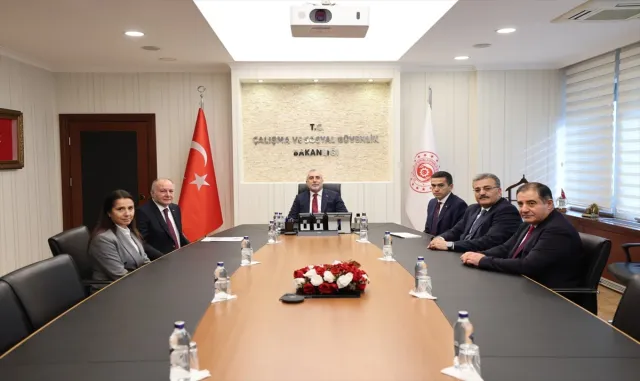 Asgari Ücret Tespit Komisyonu toplandı Asgari Ücret Tespit Komisyonu toplandı