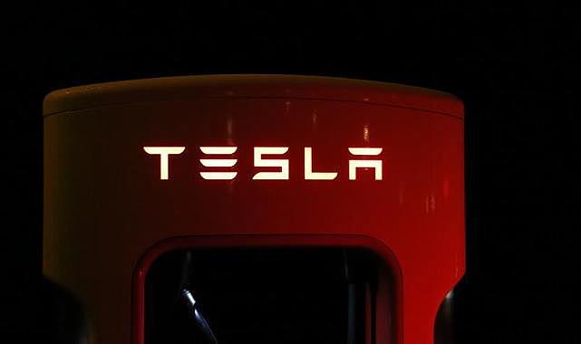 AB’de Tesla satışlarının düşüşü sürüyor AB’de Tesla satışlarının düşüşü sürüyor
