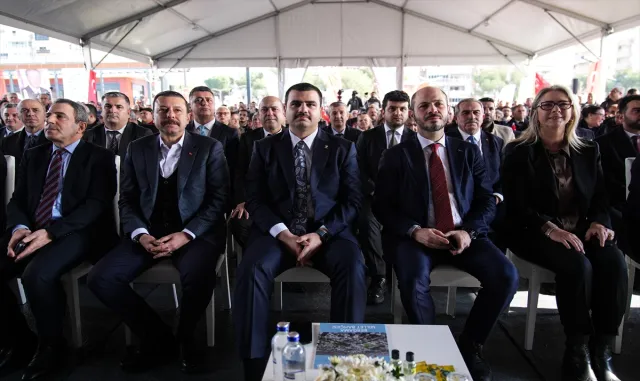 AK Parti Genel Sekreteri İnan, İzmir’de millet bahçesi açılışında konuştu: AK Parti Genel Sekreteri İnan, İzmir’de millet bahçesi açılışında konuştu: