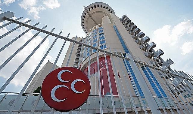 Büyükataman, Bursa’da konuştu: Kürtleri terörle eşitleyen bu dil zehirlidir