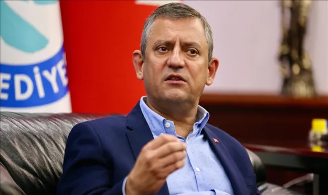 CHP Genel Başkanı Özel, Kartalkaya’daki otel yangınında hayatını kaybedenleri andı CHP Genel Başkanı Özel, Kartalkaya’daki otel yangınında hayatını kaybedenleri andı