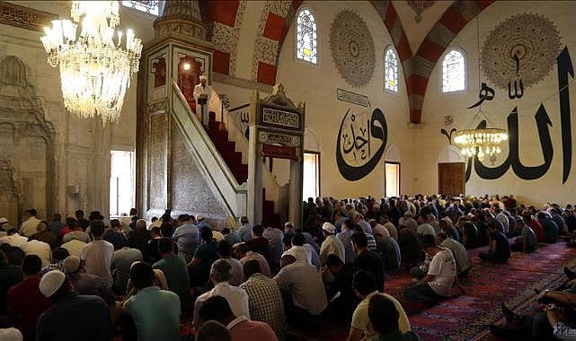 Cuma hutbesinde akran zorbalığına dikkat çekildi