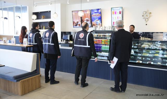 Eskişehir’de Ticaret Bakanlığı ekipleri ramazan ayı öncesi fiyat ve etiket denetimi yaptı Eskişehir’de Ticaret Bakanlığı ekipleri ramazan ayı öncesi fiyat ve etiket denetimi yaptı