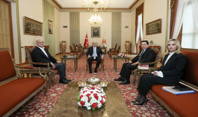 TBMM Başkanı Kurtulmuş, Meclis Başkanvekili Tekin Bingöl’ü ve Ahmet Özer’i kabul etti TBMM Başkanı Kurtulmuş, Meclis Başkanvekili Tekin Bingöl’ü ve Ahmet Özer’i kabul etti