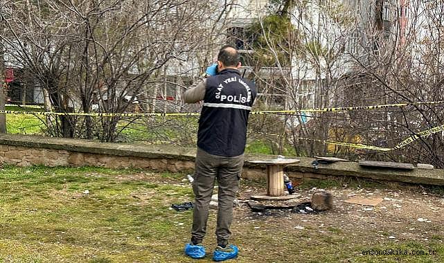 Uşak’ta Millet Bahçesi’nde bir kişi ölü bulundu Uşak’ta Millet Bahçesi’nde bir kişi ölü bulundu