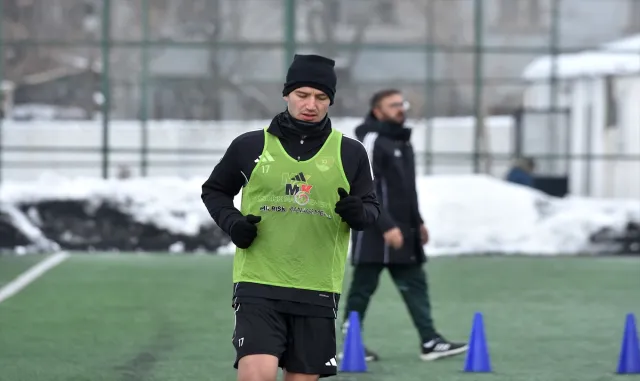 Vanspor 5 transferle kadrosunu güçlendirdi Vanspor 5 transferle kadrosunu güçlendirdi