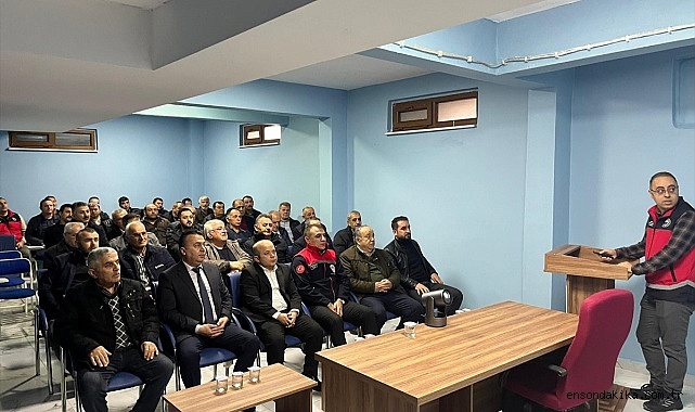 Beyşehir’de muhtarlara yönelik bilgilendirme toplantısı yapıldı Beyşehir’de muhtarlara yönelik bilgilendirme toplantısı yapıldı