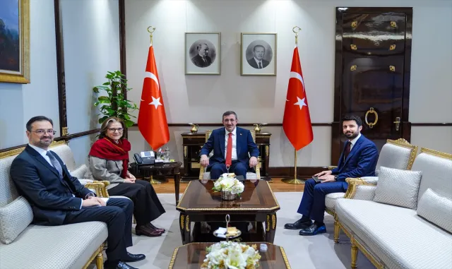 Cumhurbaşkanı Yardımcısı Yılmaz, Brezilya’nın Ankara Büyükelçisi Santos’u kabul etti: