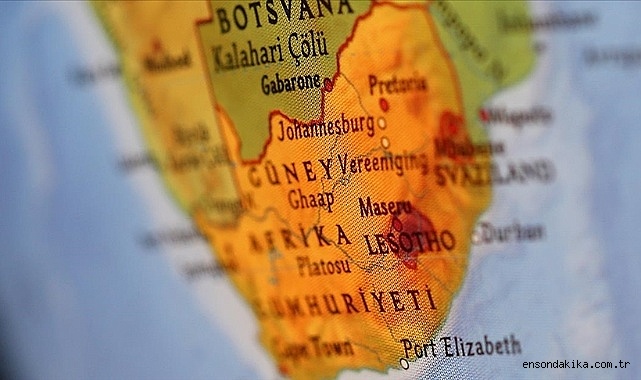 Güney Afrika’da nesli tükenme tehdidindeki gergedanların kaçak avlanmasında düşüş gözlemlendi Güney Afrika’da nesli tükenme tehdidindeki gergedanların kaçak avlanmasında düşüş gözlemlendi