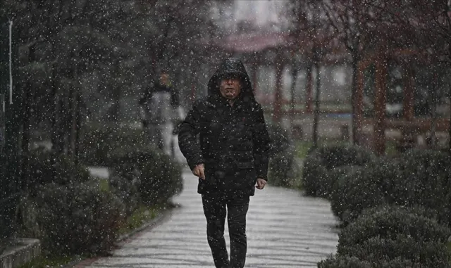 Ilgaz Dağı’nda yoğun sis ve kar yağışı etkili oluyor Ilgaz Dağı’nda yoğun sis ve kar yağışı etkili oluyor
