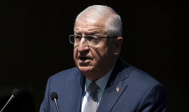 Bakan Güler’den Katar’da düşen helikopterde şehit olan personel için başsağlığı mesajı Bakan Güler’den Katar’da düşen helikopterde şehit olan personel için başsağlığı mesajı