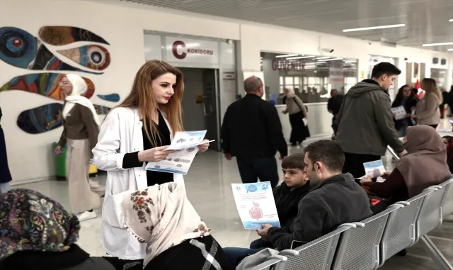 Uzmanından 45 yaşından sonra kolonoskopi yapılması önerisi Uzmanından 45 yaşından sonra kolonoskopi yapılması önerisi