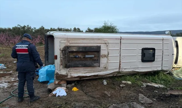Bursa’da minibüsün devrilmesi sonucu 1 kişi öldü, 12 kişi yaralandı