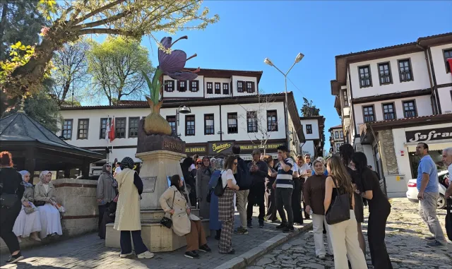 Safranbolu’da hafta sonu ziyaretçi yoğunluğu yaşanıyor