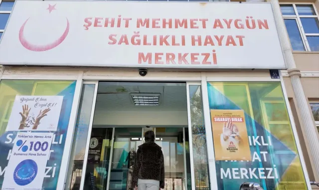 Sağlık kontrolünde öğrendiği meme kanserinden erken teşhisle kurtuldu Sağlık kontrolünde öğrendiği meme kanserinden erken teşhisle kurtuldu