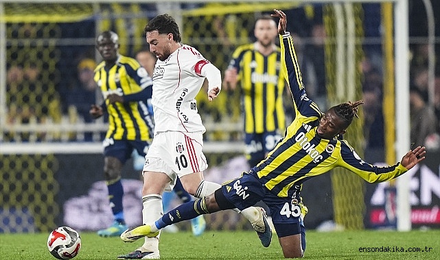 Uzatmada gelen zafer: Fenerbahçe derbiyi kazandı Uzatmada gelen zafer: Fenerbahçe derbiyi kazandı