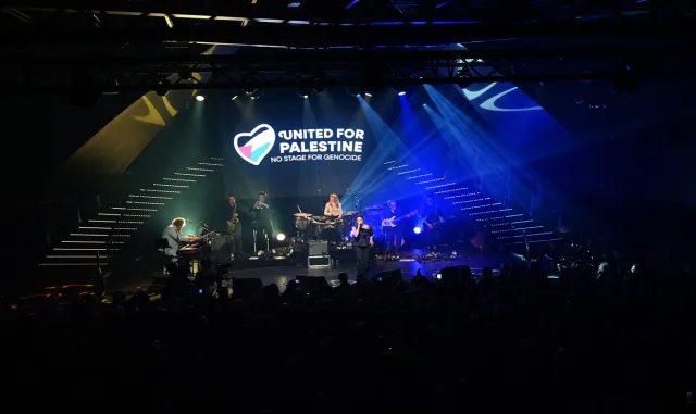 Brüksel’de İsrail’in katılımına tepki için Eurovision’a alternatif konser düzenlendi Brüksel’de İsrail’in katılımına tepki için Eurovision’a alternatif konser düzenlendi