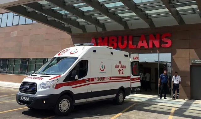 Burdur’da bir kadın, eski eşi tarafından tabancayla ağır yaralandı Burdur’da bir kadın, eski eşi tarafından tabancayla ağır yaralandı