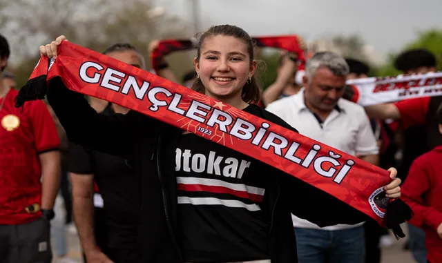 Gençlerbirliği’nde teknik direktörlük görevine Metin Diyadin getirildi Gençlerbirliği’nde teknik direktörlük görevine Metin Diyadin getirildi