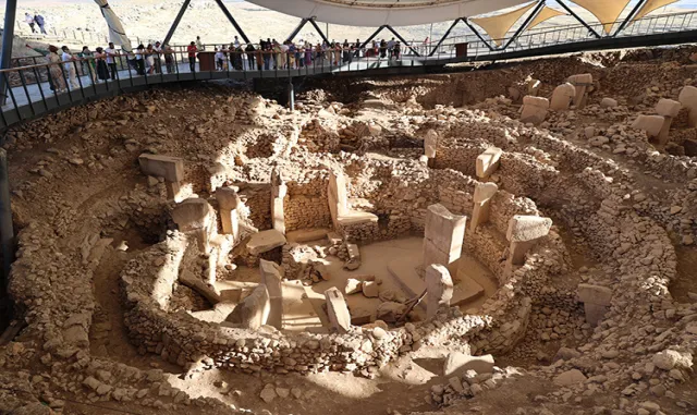 Göbeklitepe’de bayram tatili yoğunluğu yaşanıyor Göbeklitepe’de bayram tatili yoğunluğu yaşanıyor