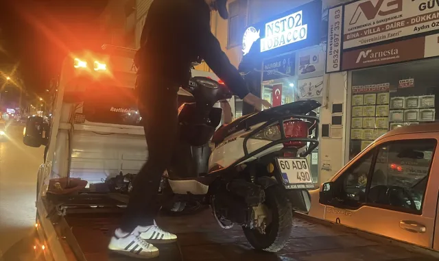 Tokat’ta plakada değişiklik yapan motosiklet sürücüsüne 140 bin lira para cezası verildi Tokat’ta plakada değişiklik yapan motosiklet sürücüsüne 140 bin lira para cezası verildi